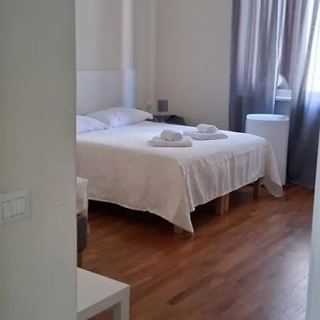 Apartment Magenta *